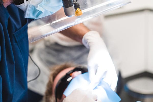 Endodoncia en Barcelona - Retratamiento endodóntico