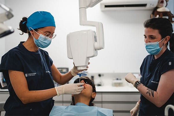 Estética Dental Barcelona - Reconstrucción estética